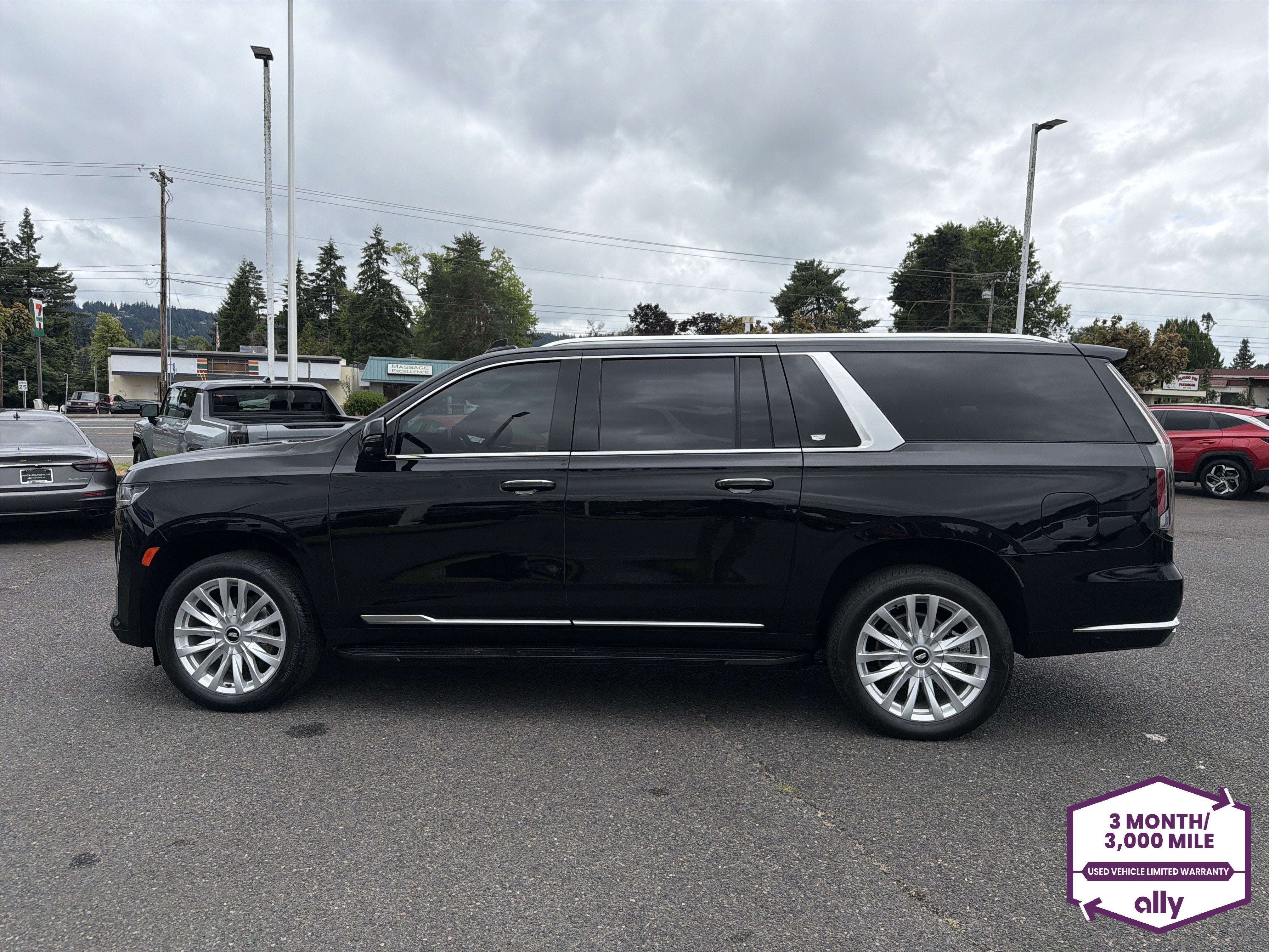 2024 Cadillac Escalade ESV Luxury