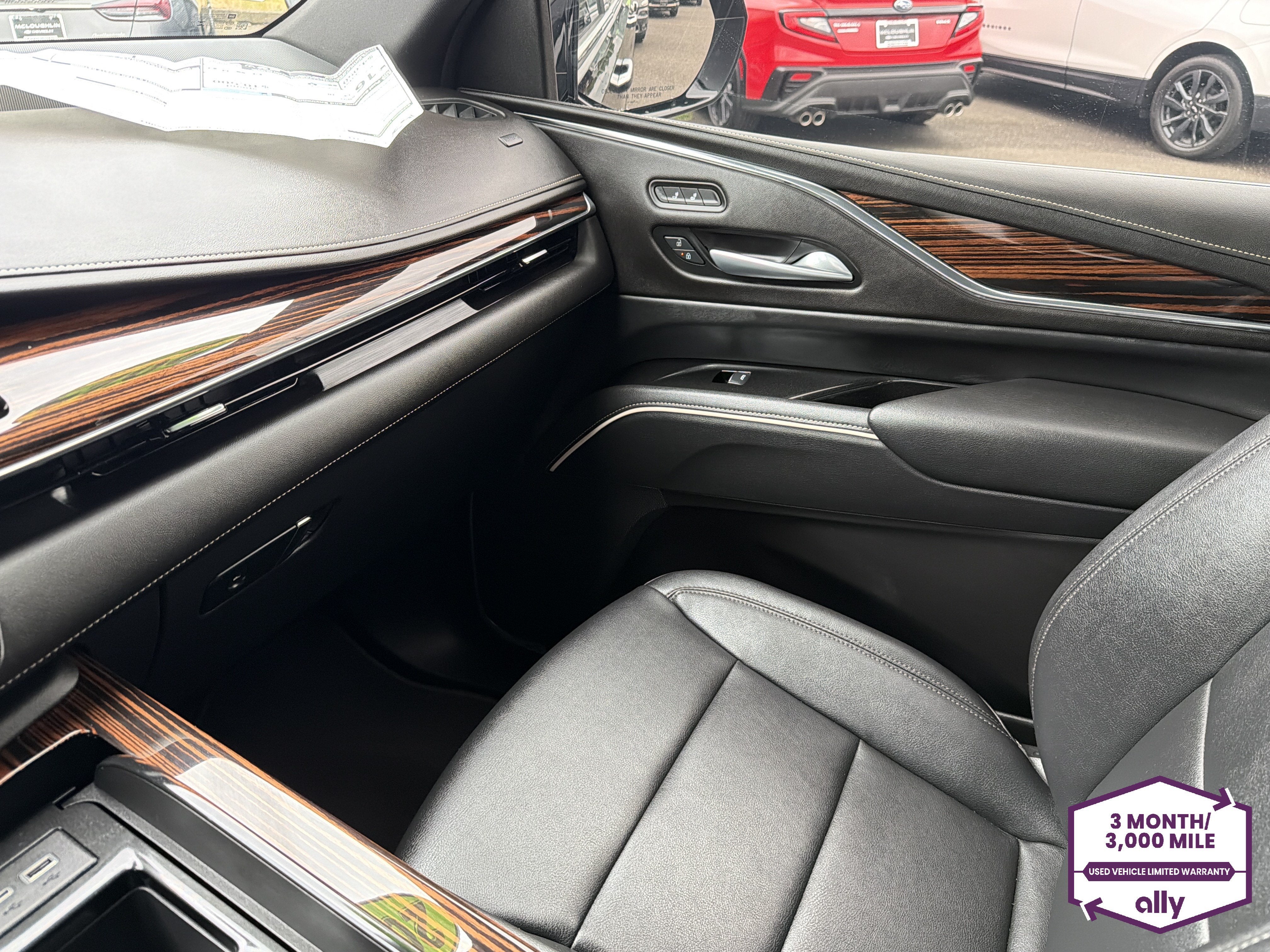2024 Cadillac Escalade ESV Luxury