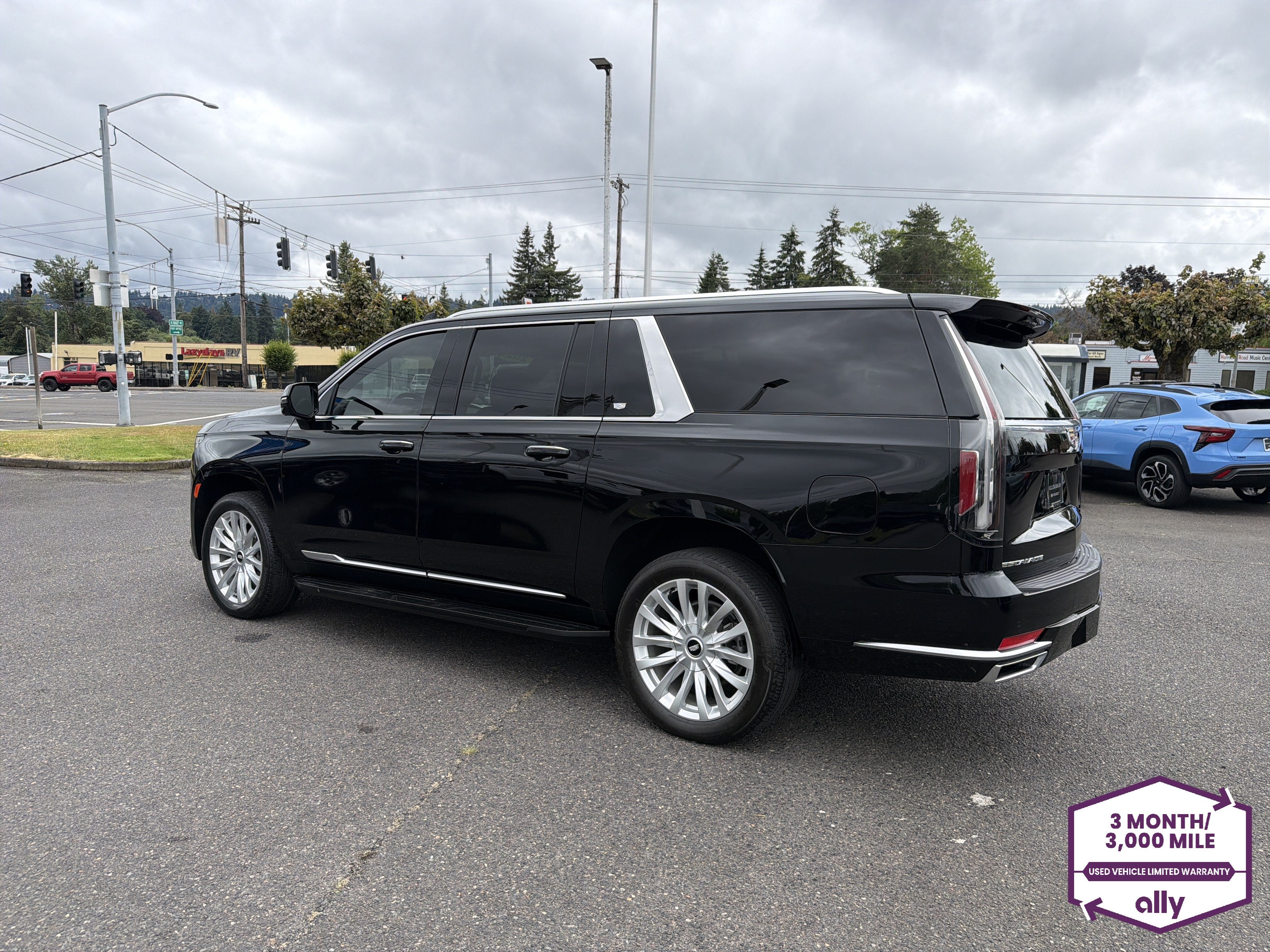 2024 Cadillac Escalade ESV Luxury