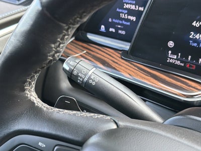 2023 Cadillac Escalade ESV Premium Luxury