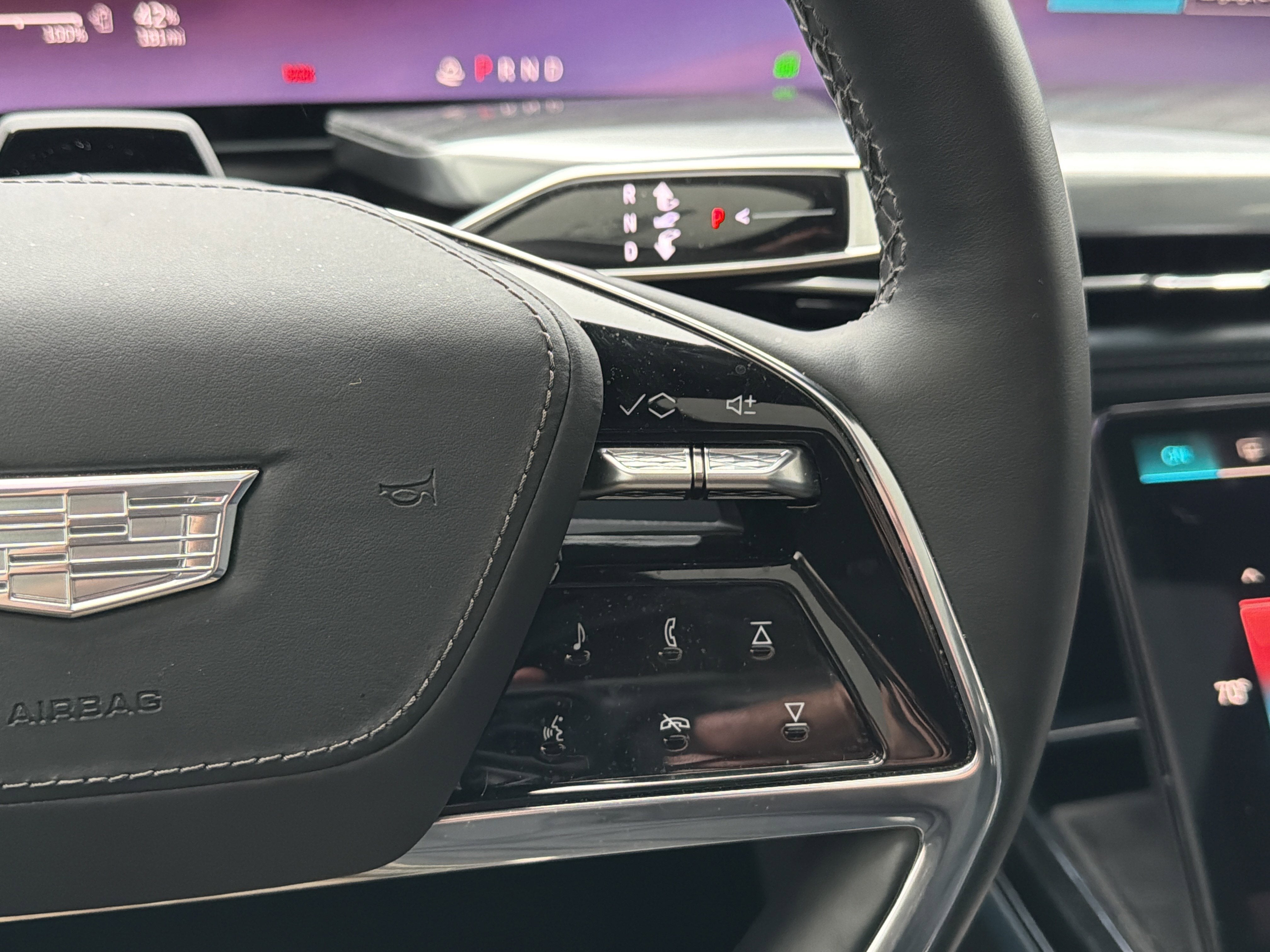 2025 Cadillac ESCALADE IQ Sport 2