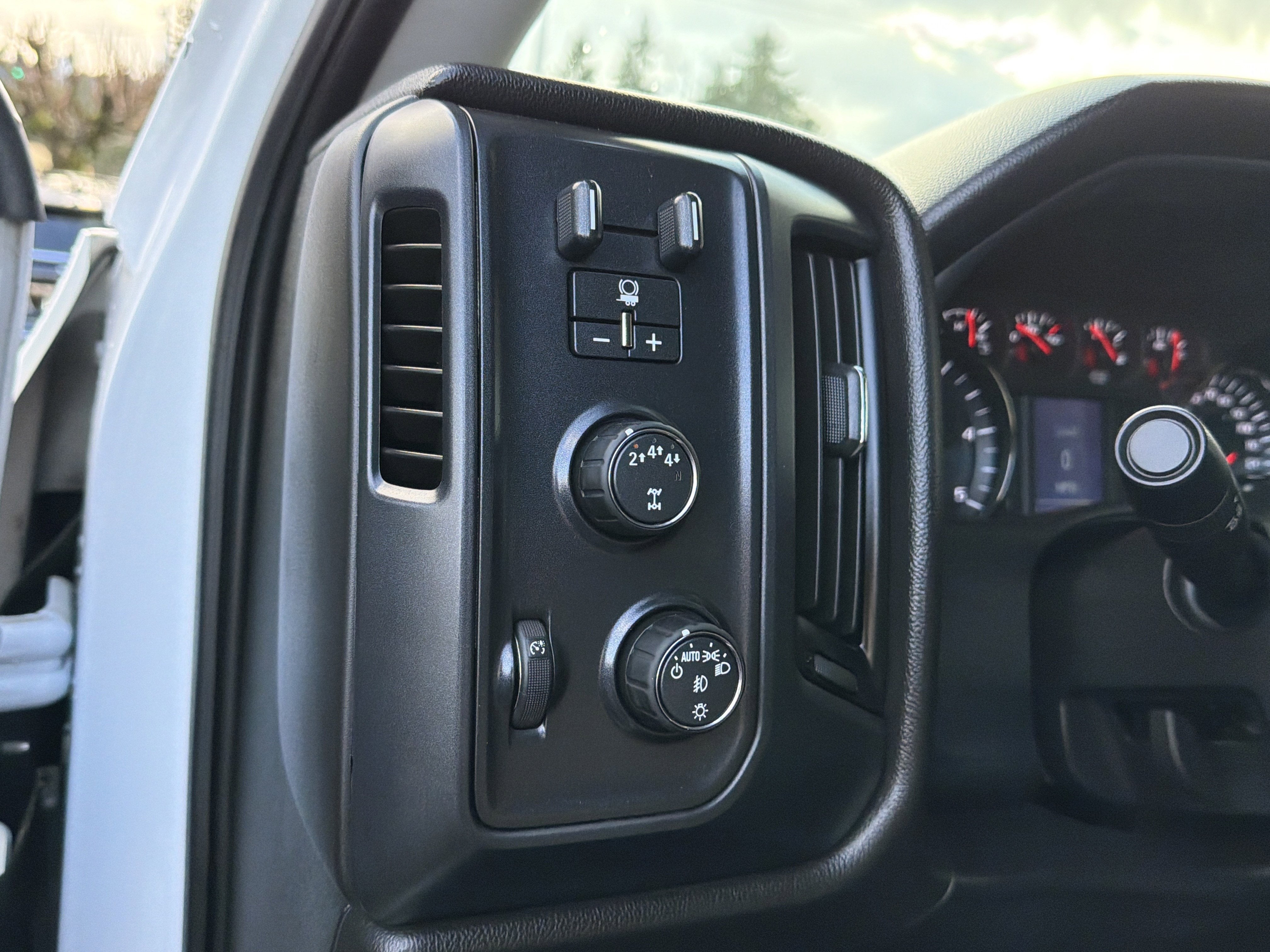 2019 Chevrolet Silverado 5500 HD Work Truck