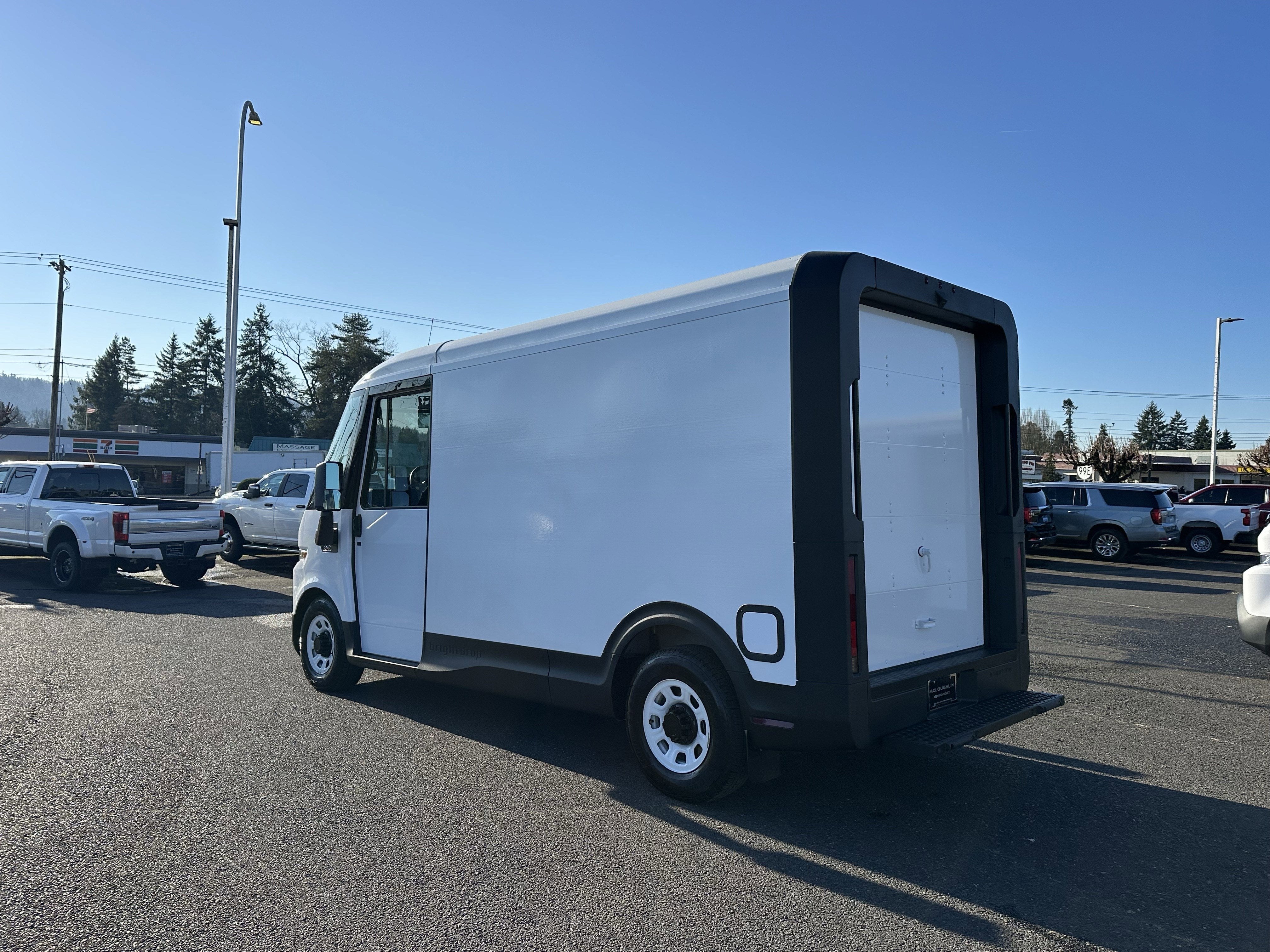 2025 Chevrolet BrightDrop 400 AWD 400