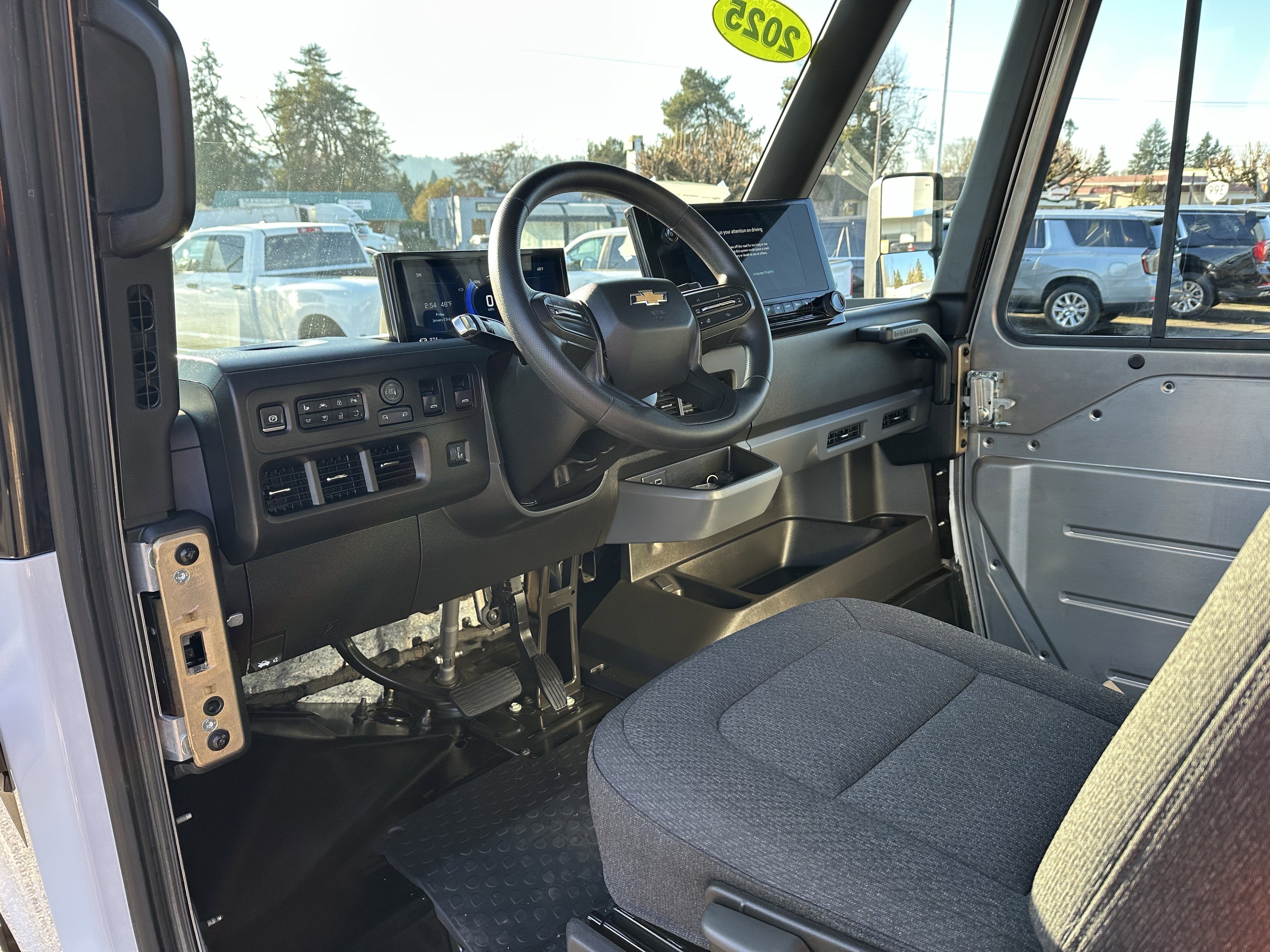 2025 Chevrolet BrightDrop 400 AWD 400