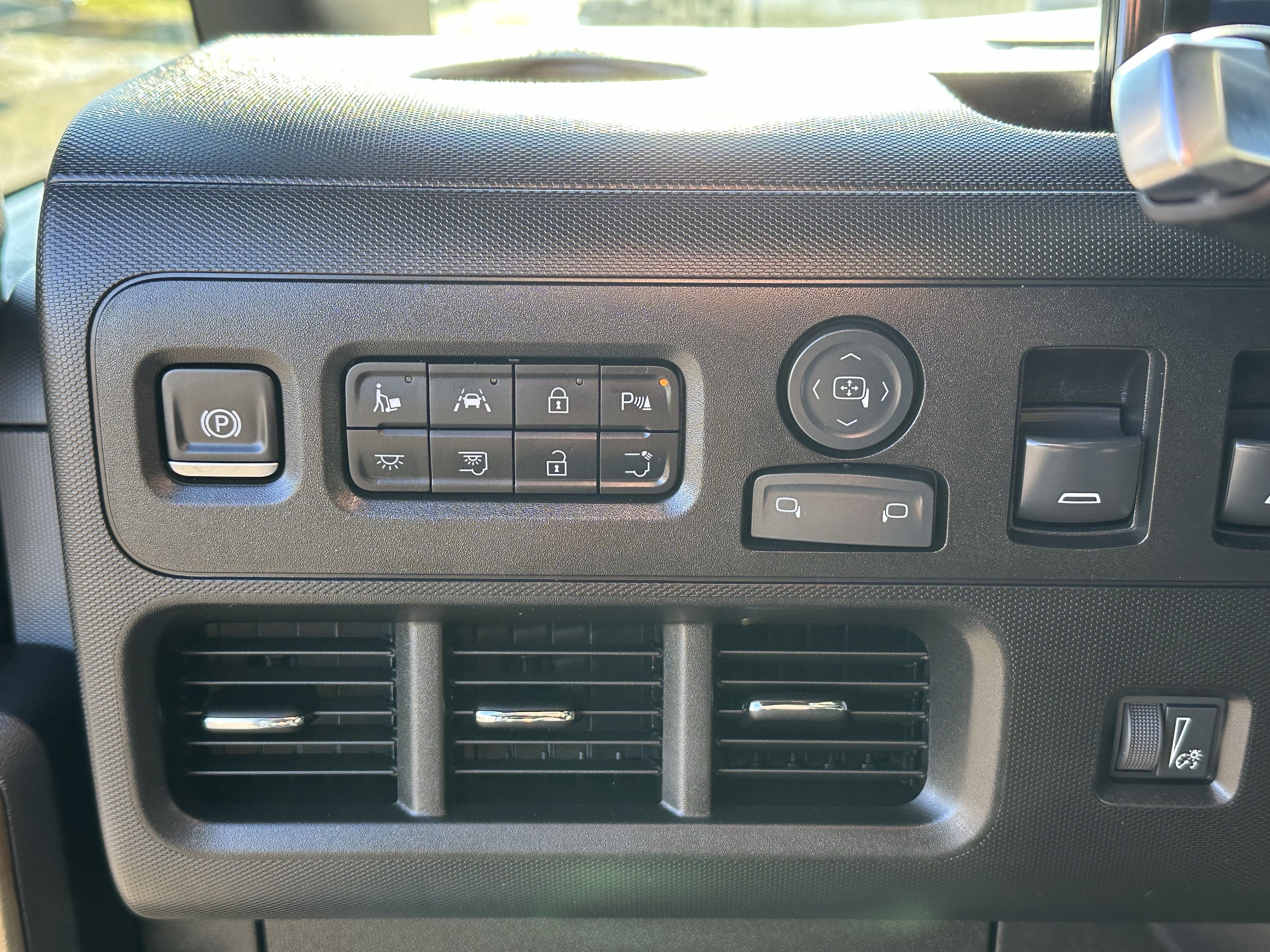 2025 Chevrolet BrightDrop 400 AWD 400