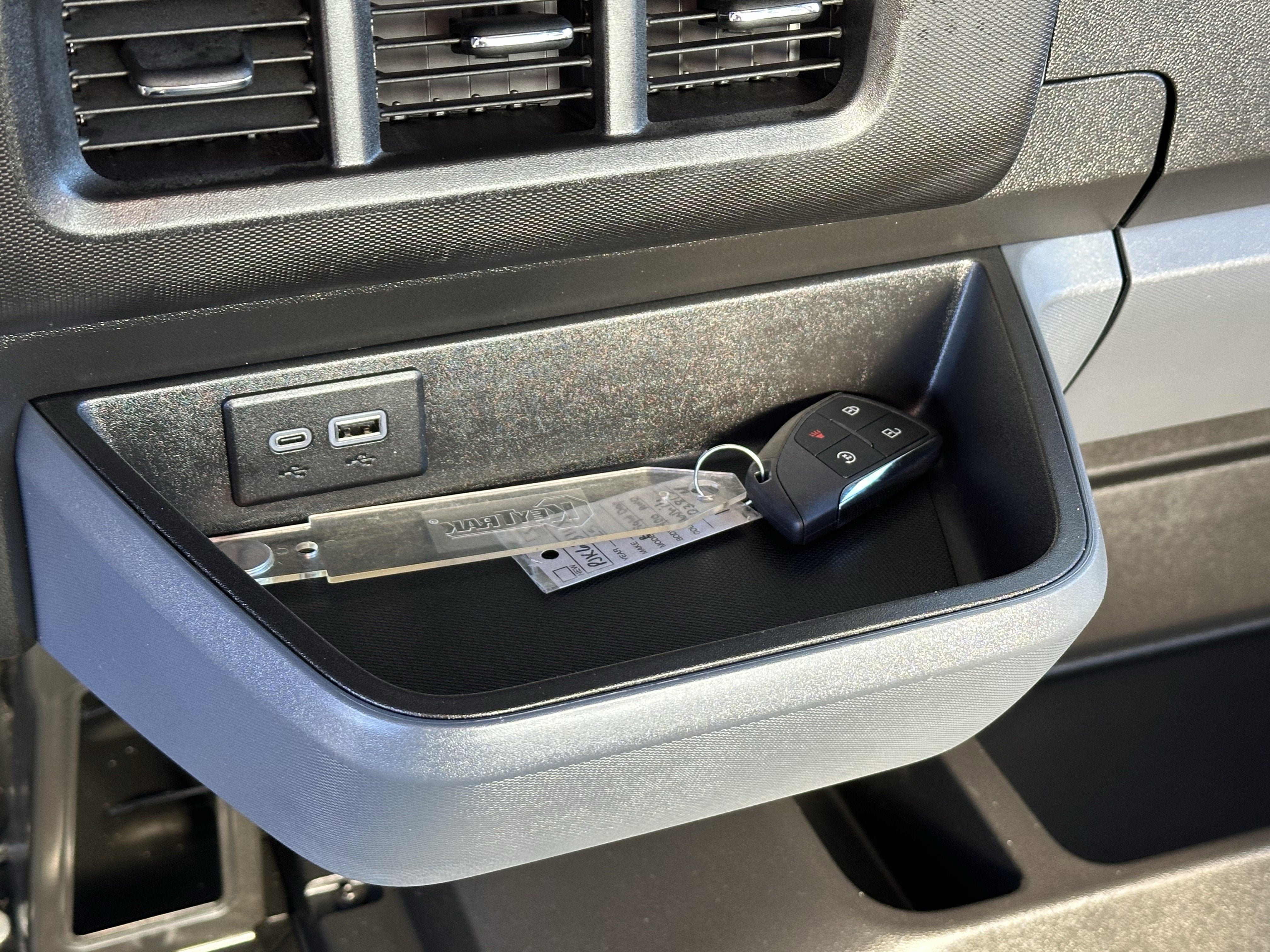 2025 Chevrolet BrightDrop 400 AWD 400