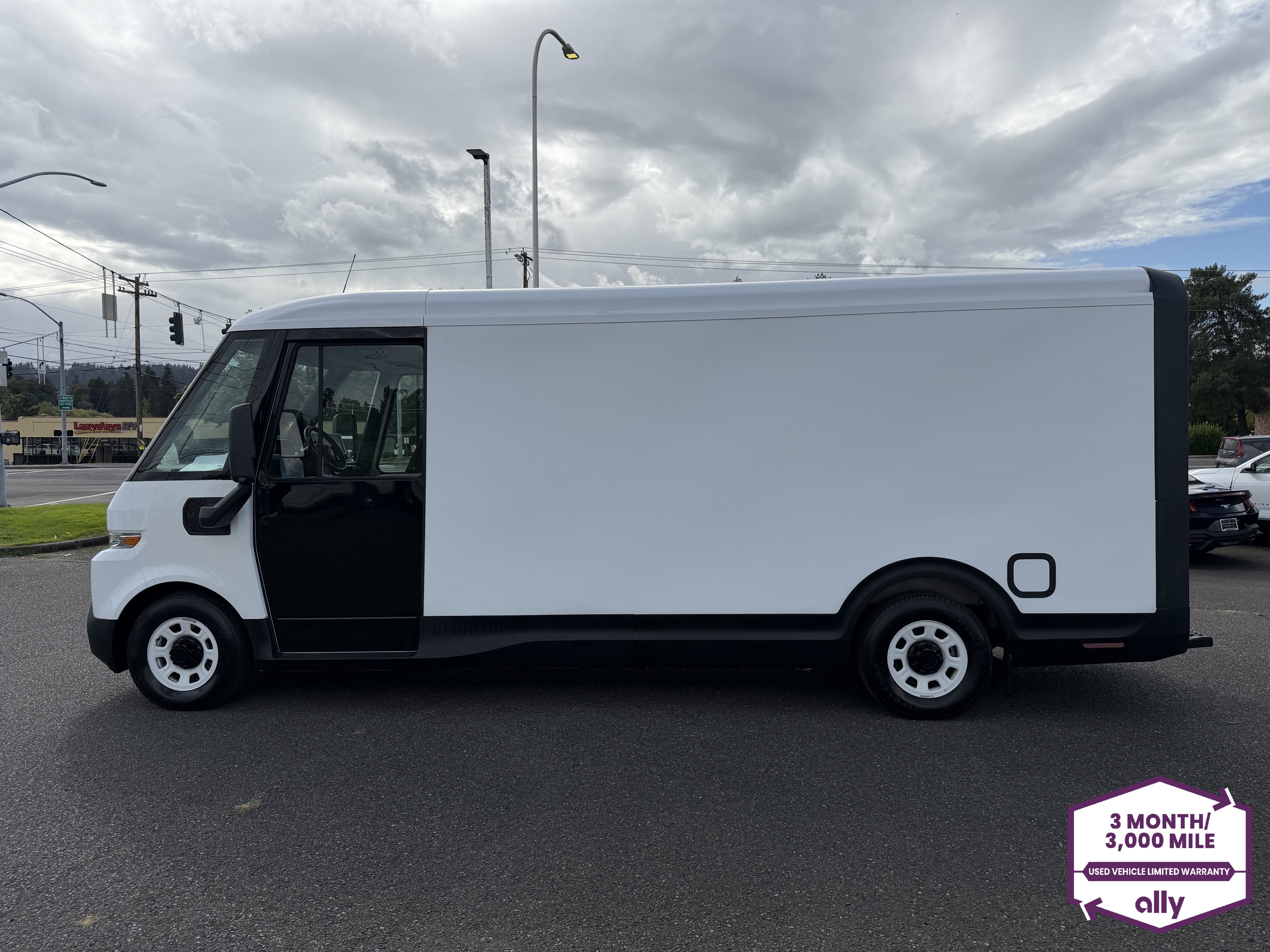 2023 BrightDrop Zevo 600 EJY