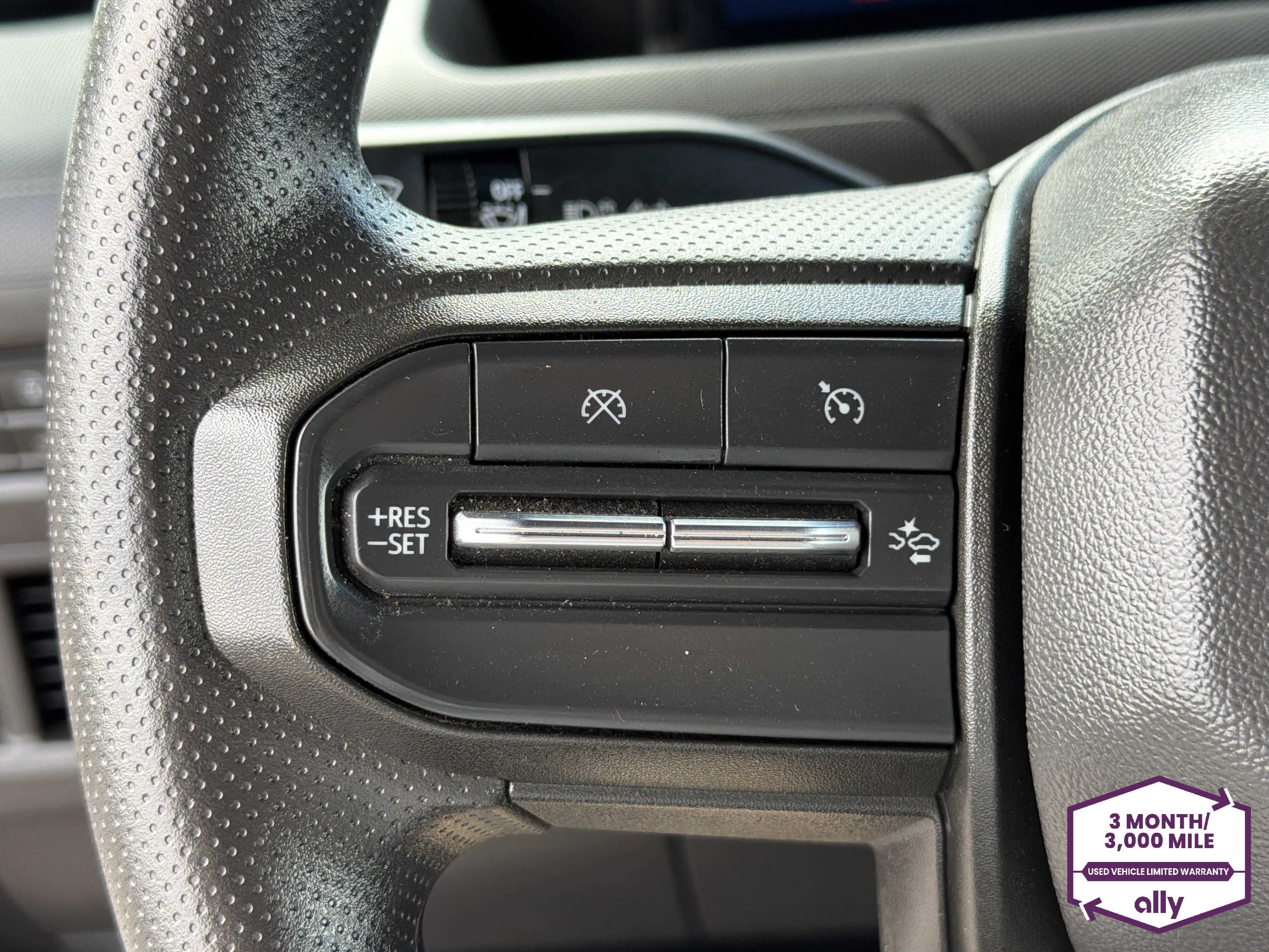 2024 BrightDrop Zevo 600 EJY