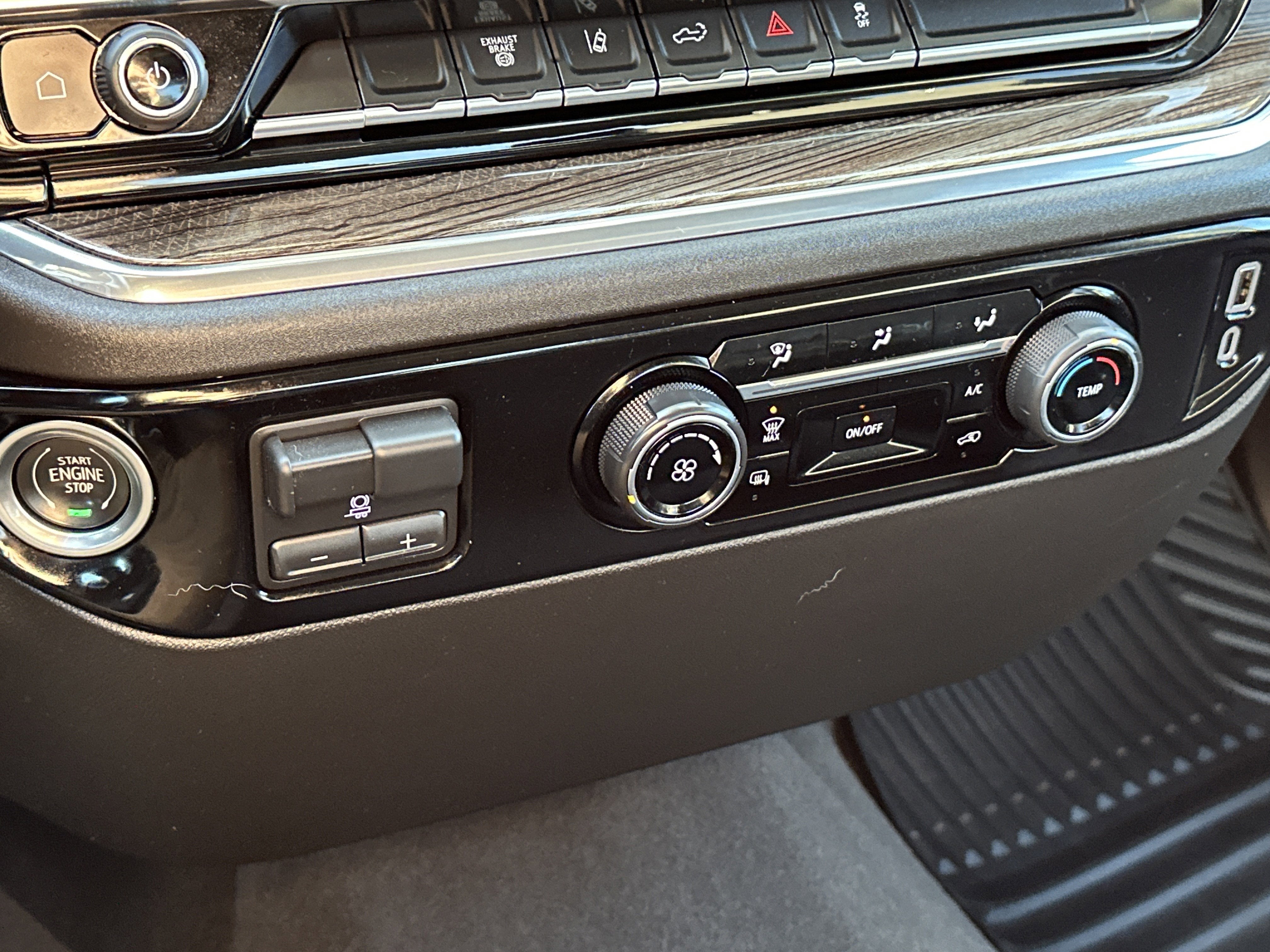 2024 Chevrolet Silverado 3500 HD LT