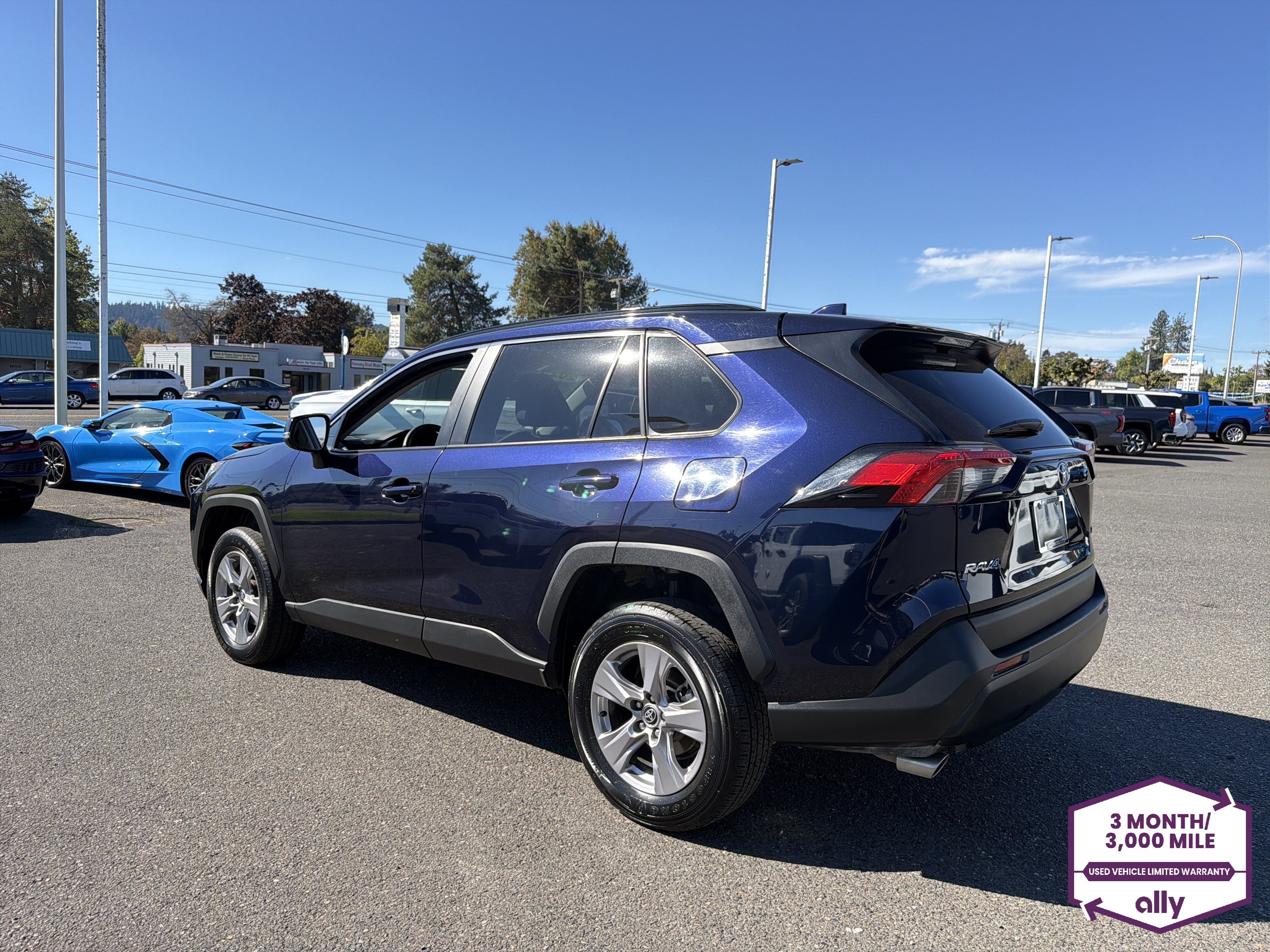 2025 Toyota RAV4 XLE