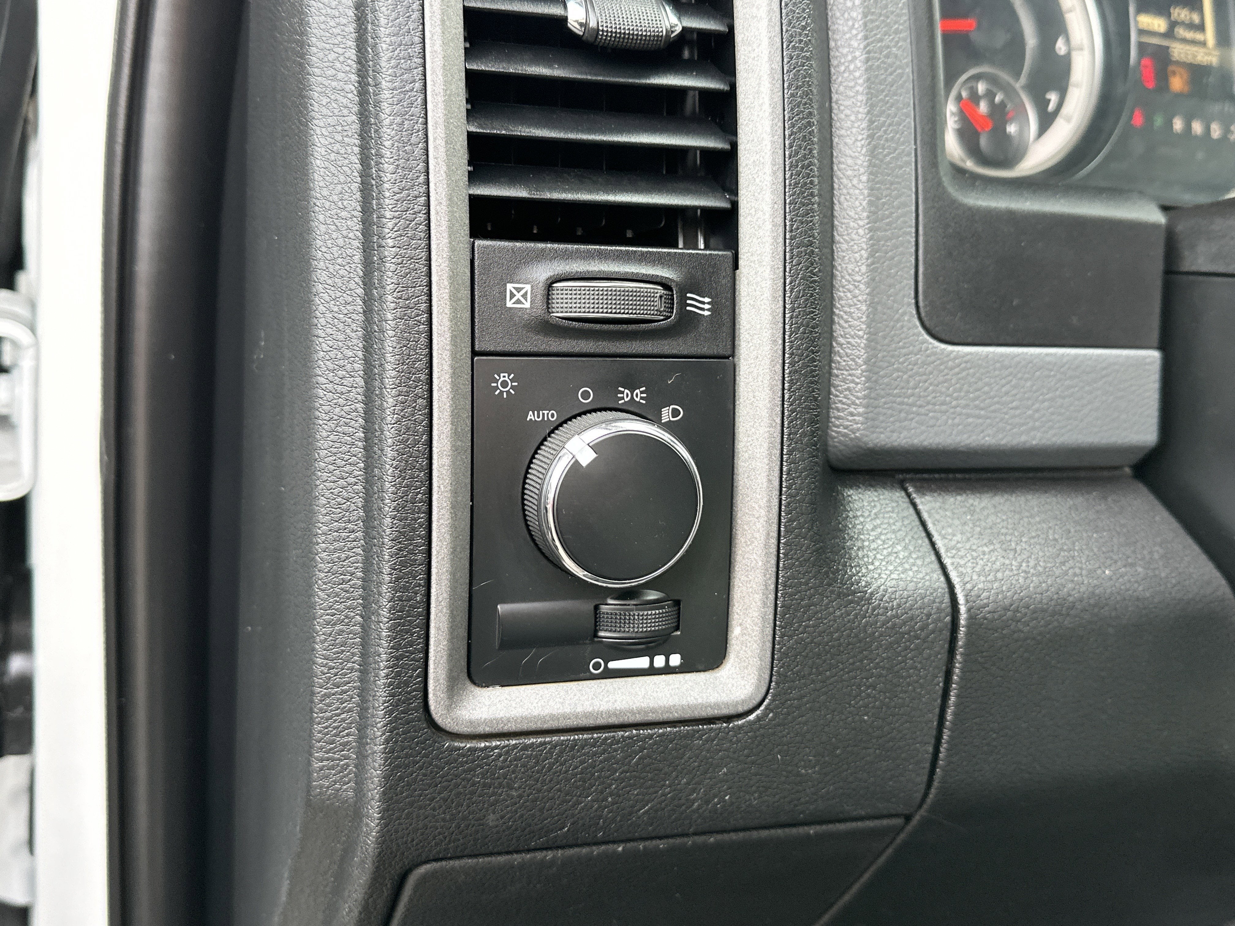 2018 RAM 3500 Chassis Cab Tradesman