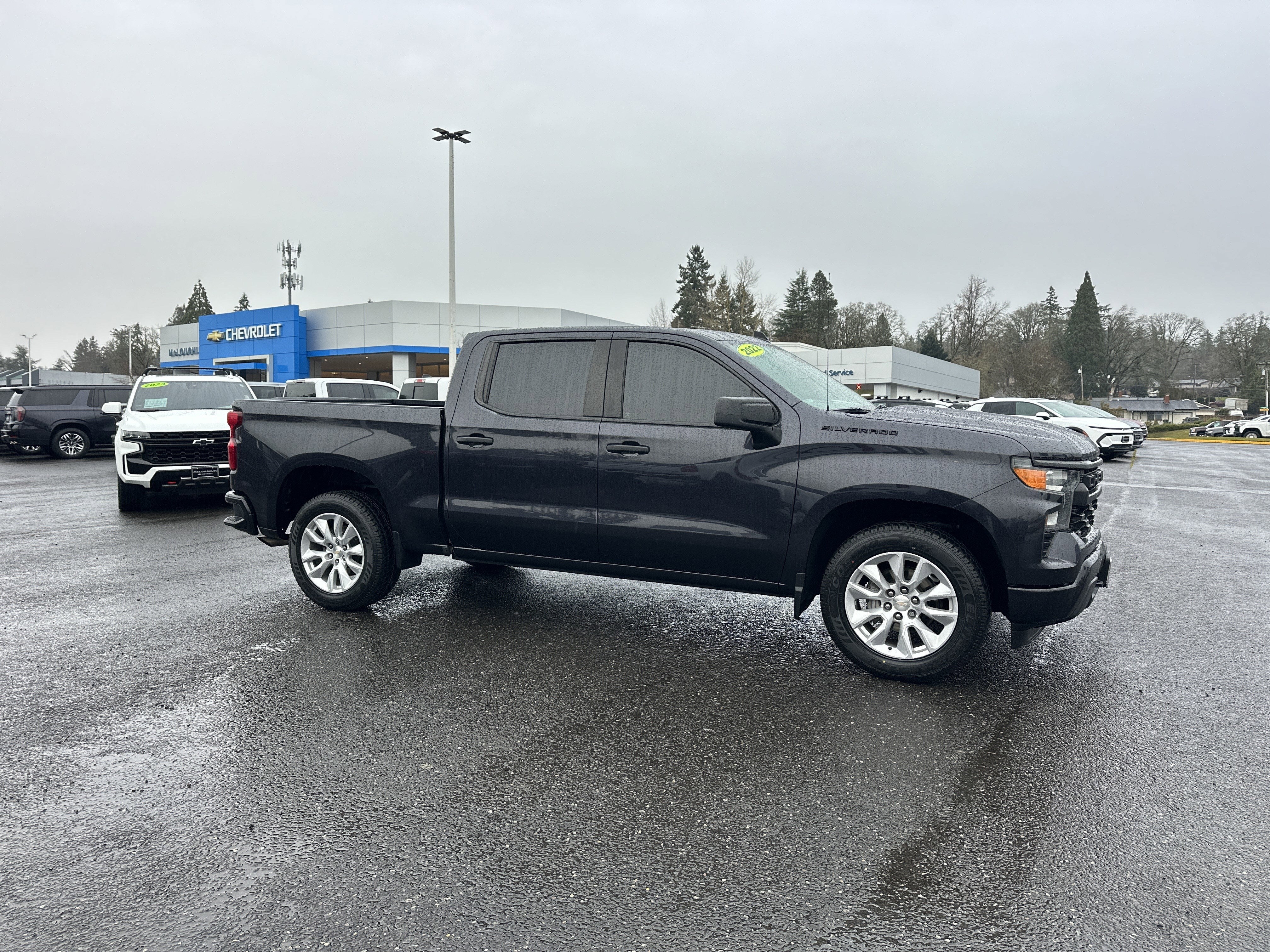 2022 Chevrolet Silverado 1500 Custom