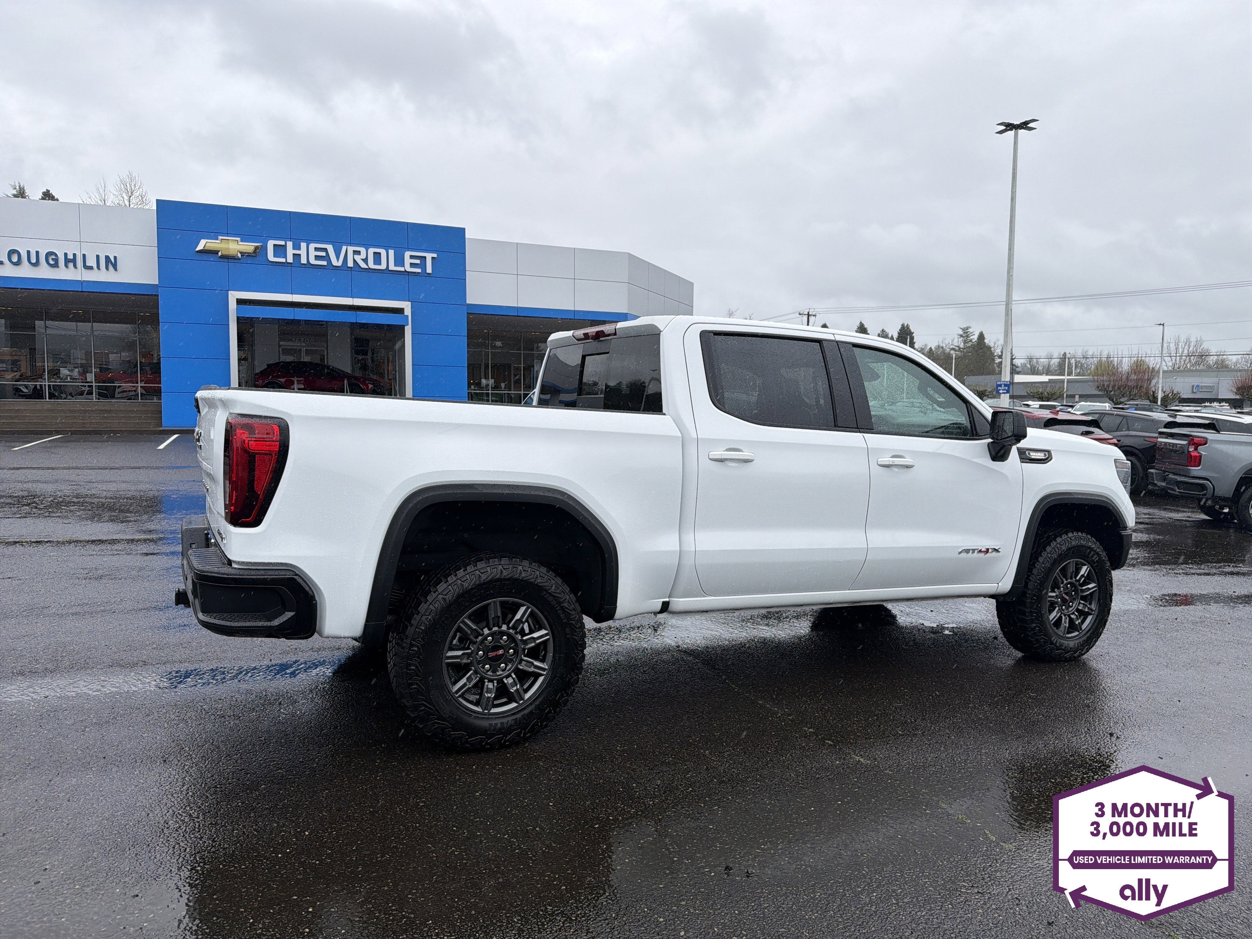 2025 GMC Sierra 1500 AT4X