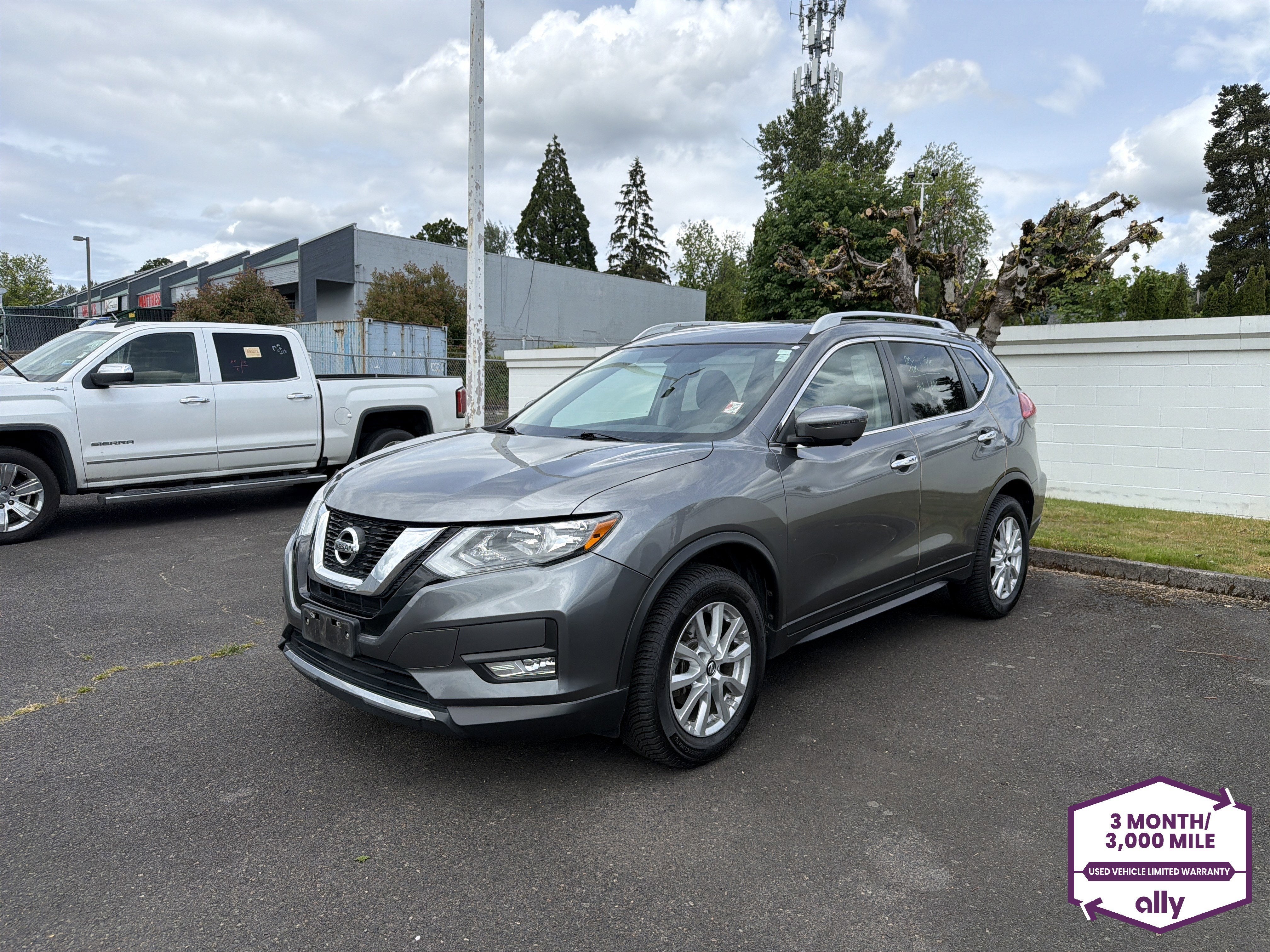 2017 Nissan Rogue SV