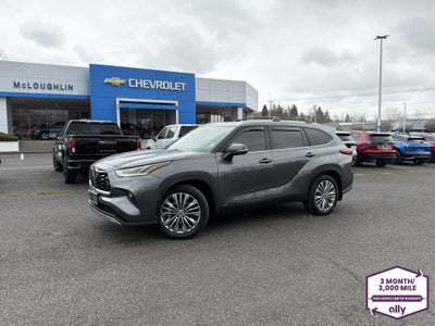 2022 Toyota Highlander Hybrid Platinum