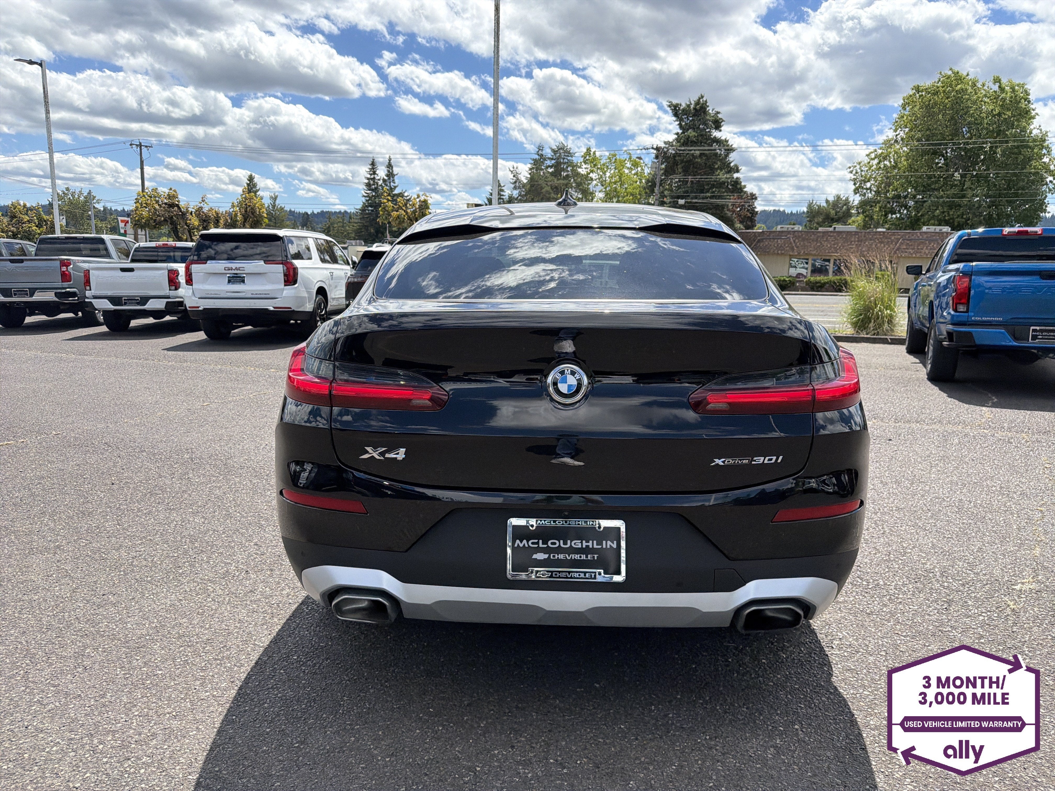 2025 BMW X4 xDrive30i