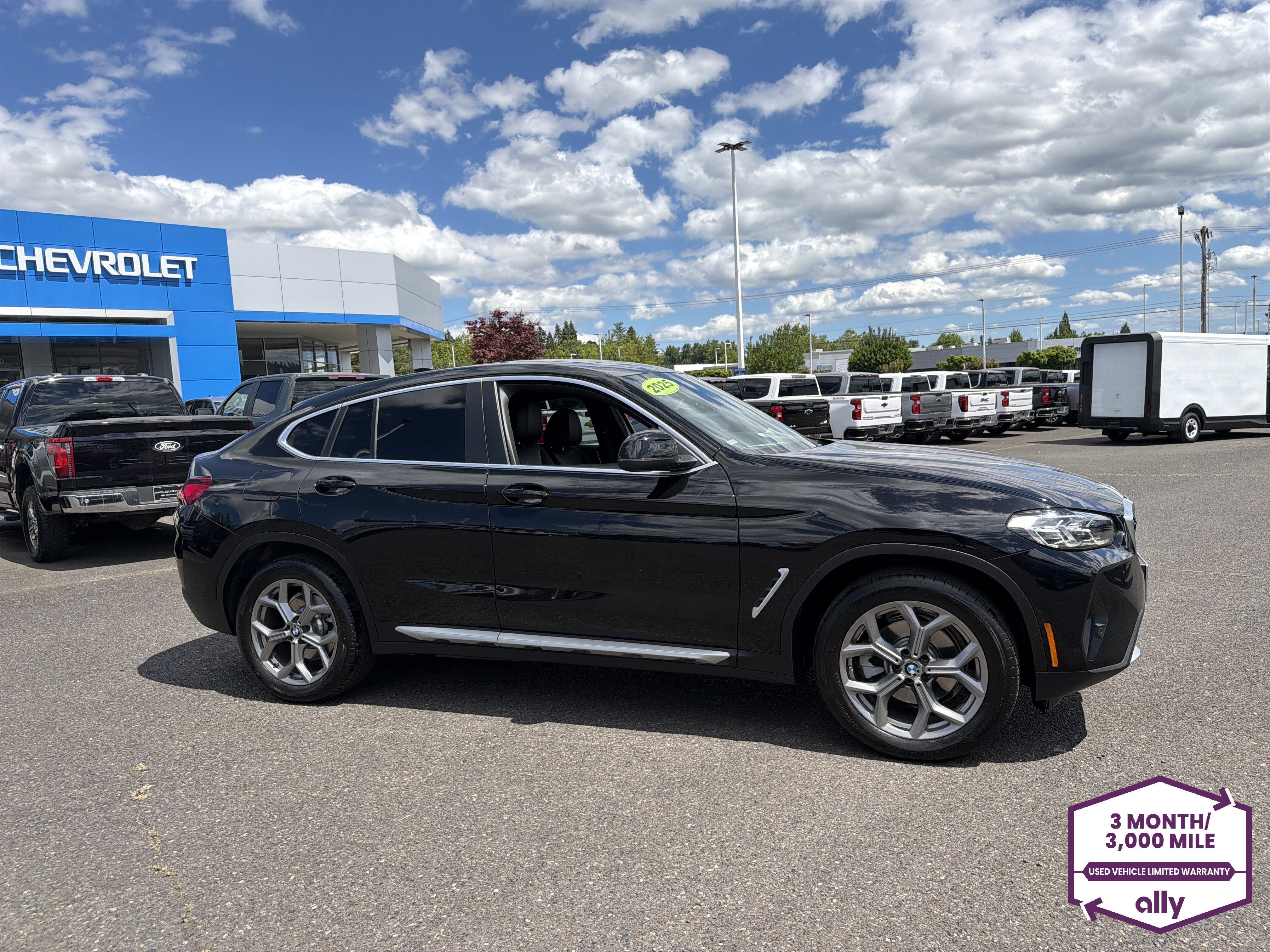 2025 BMW X4 xDrive30i