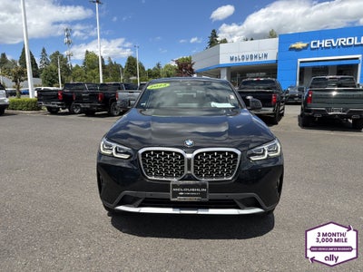 2025 BMW X4 xDrive30i