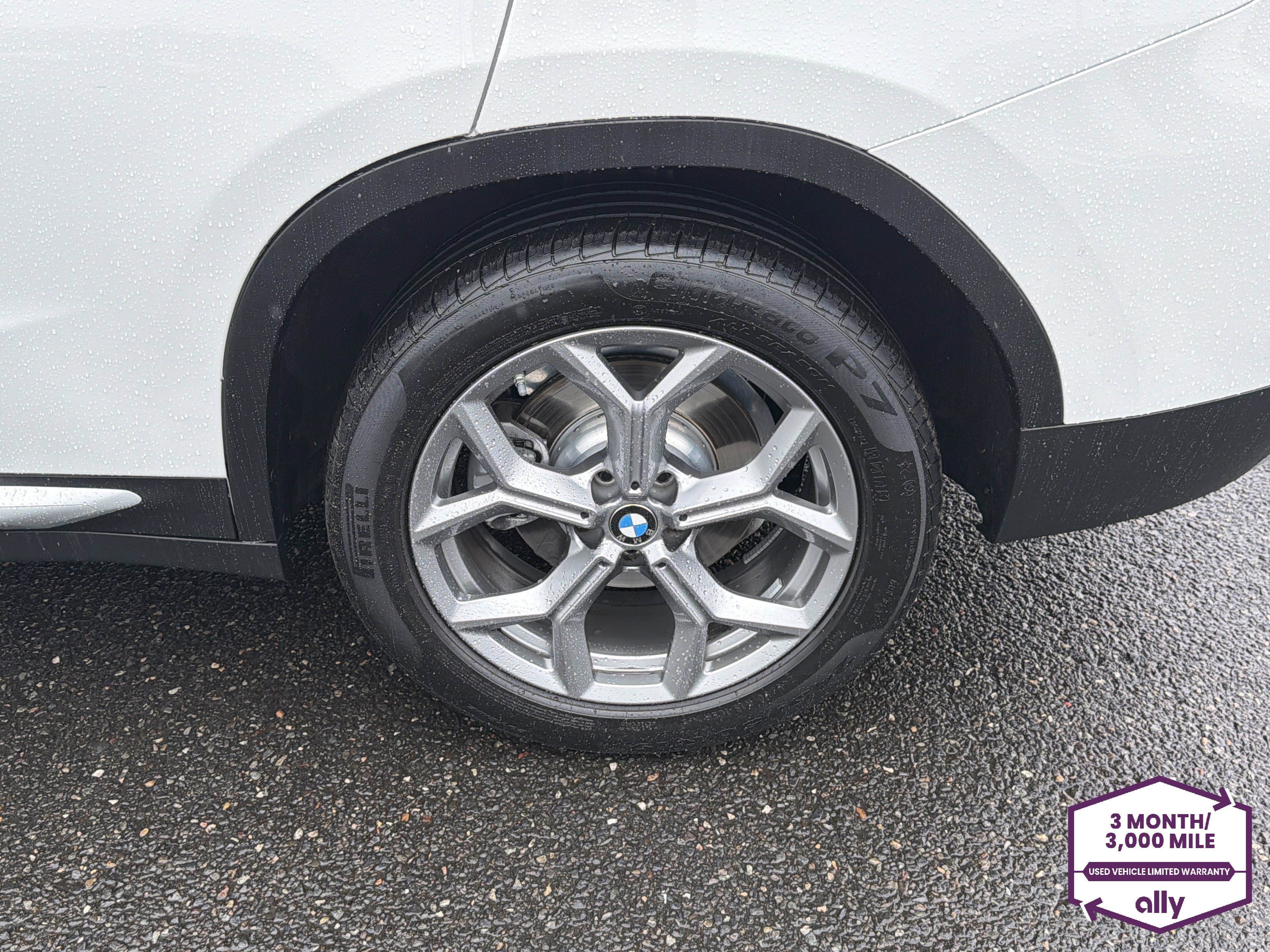 2025 BMW X4 xDrive30i