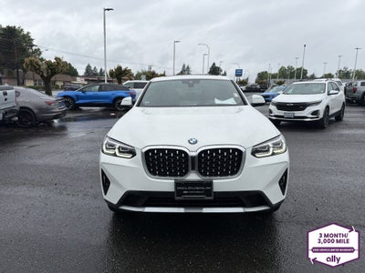 2025 BMW X4 xDrive30i
