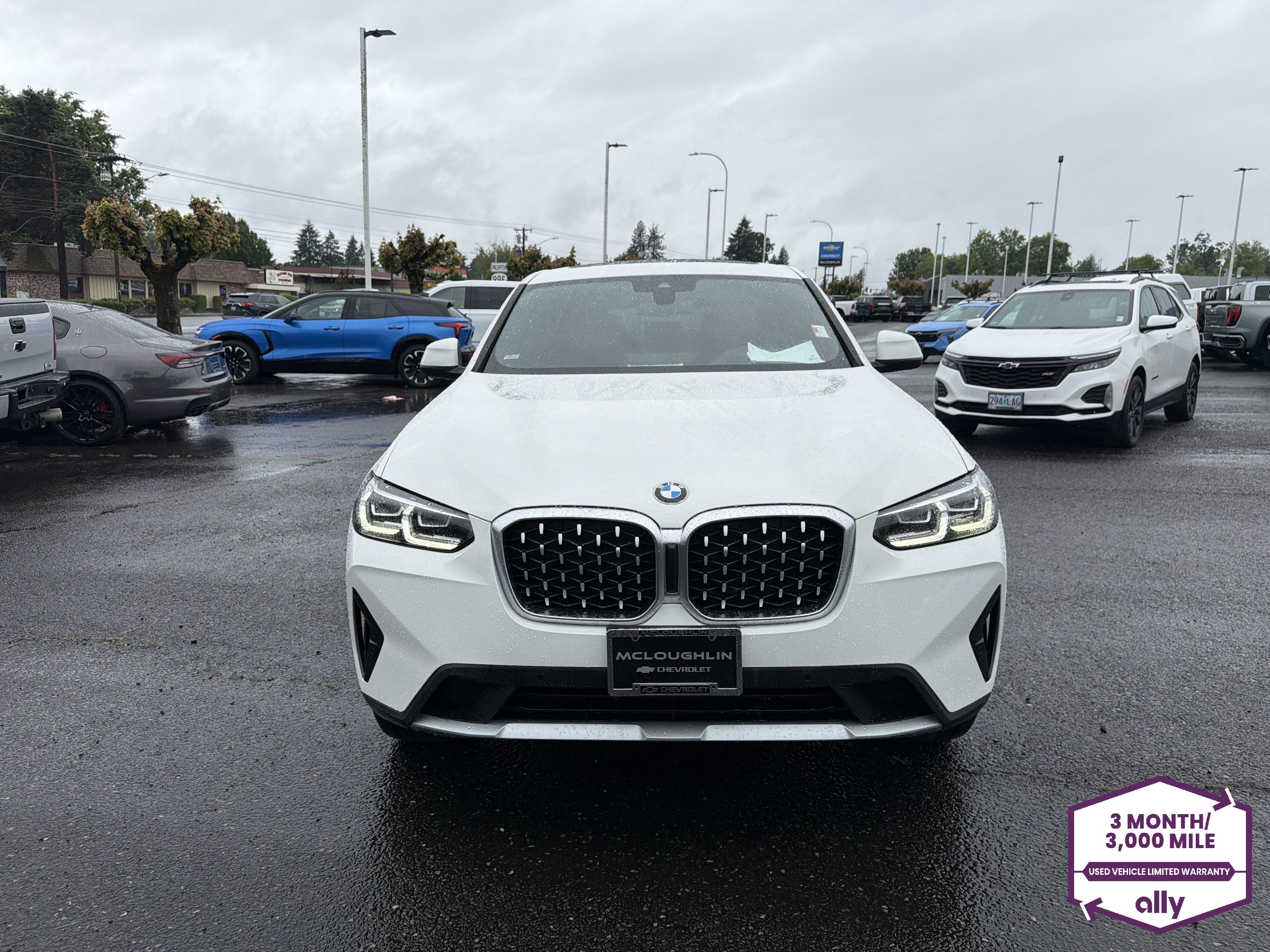 2025 BMW X4 xDrive30i