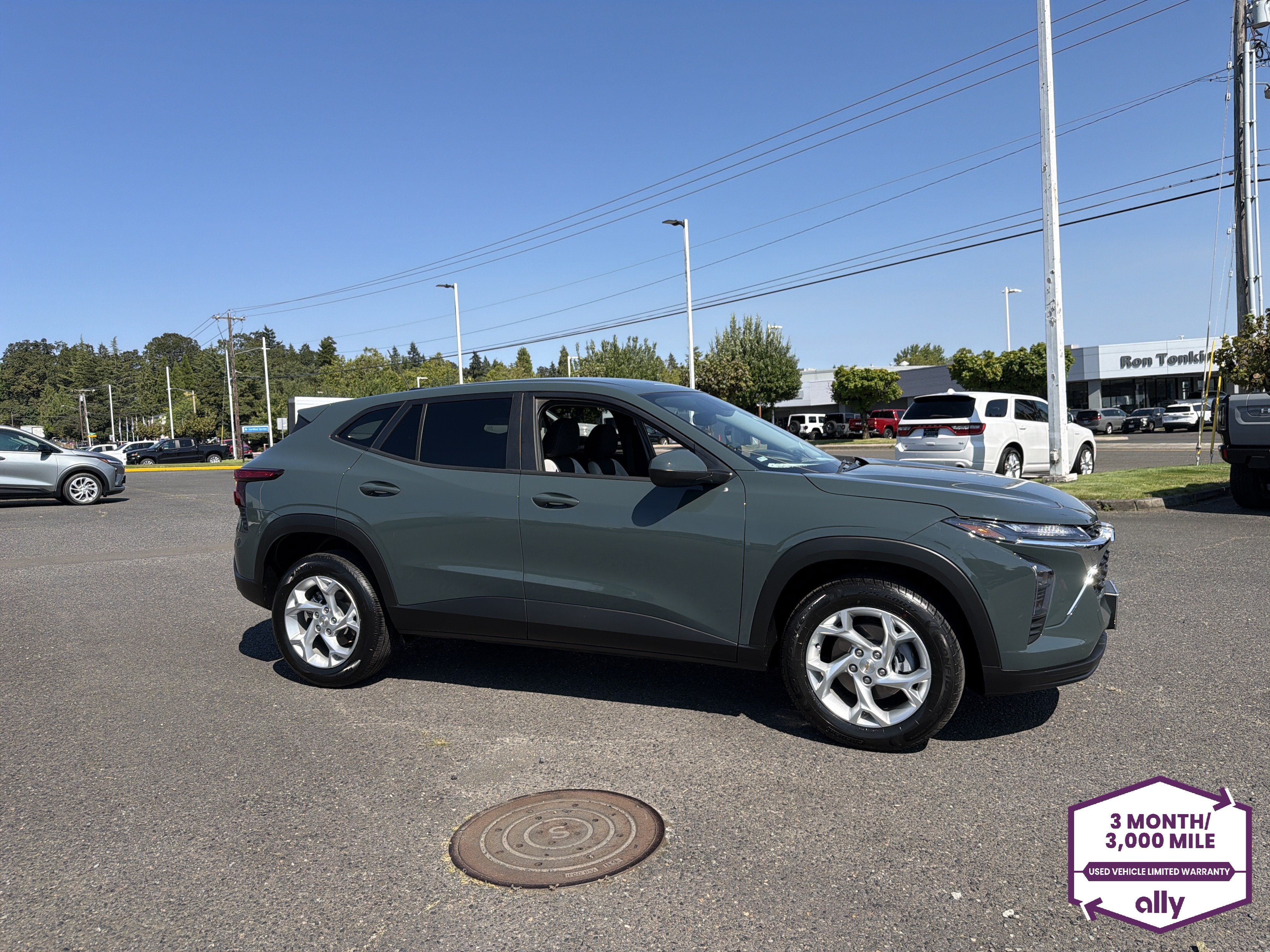 2025 Chevrolet Trax LS