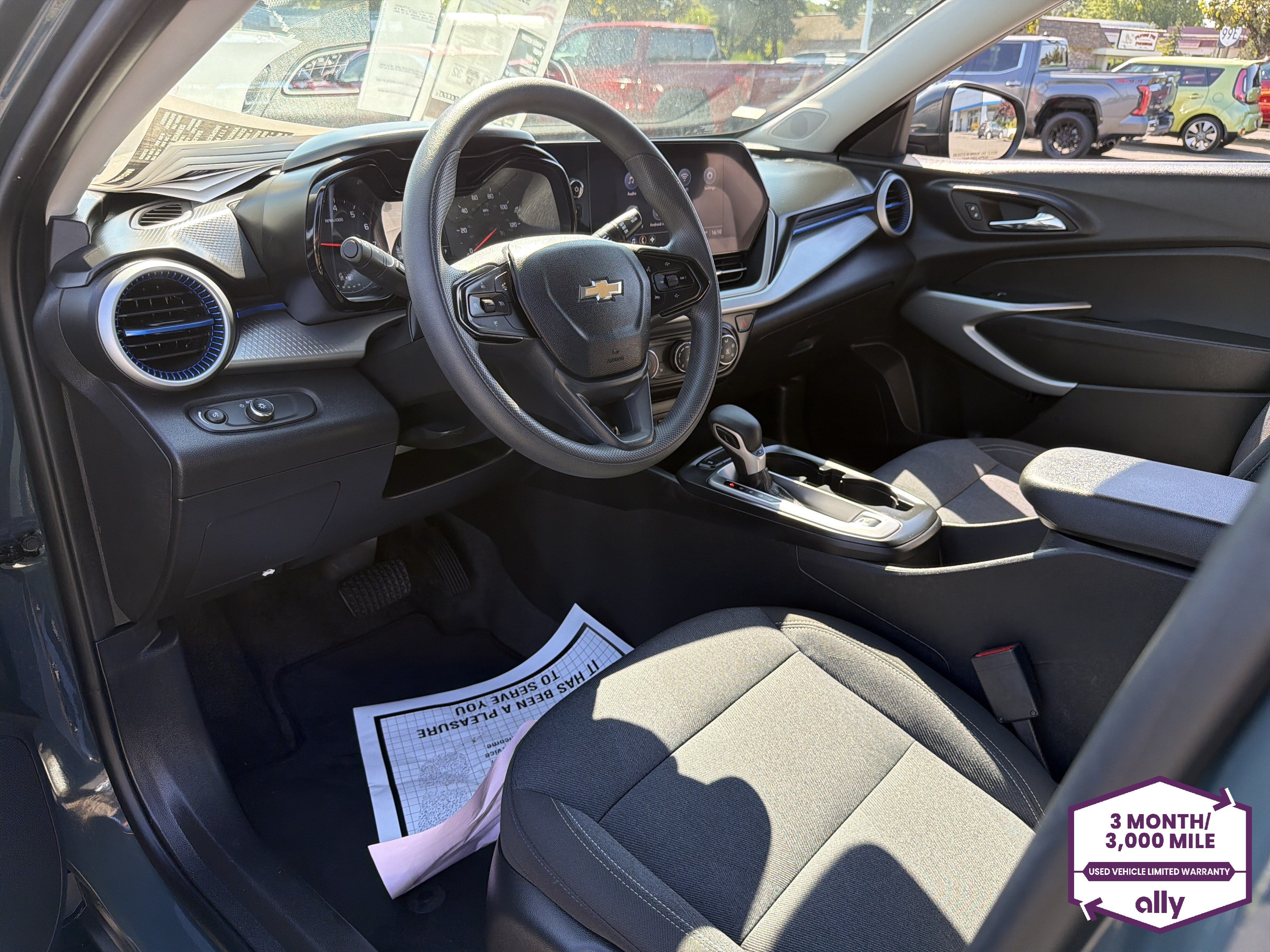 2025 Chevrolet Trax LS