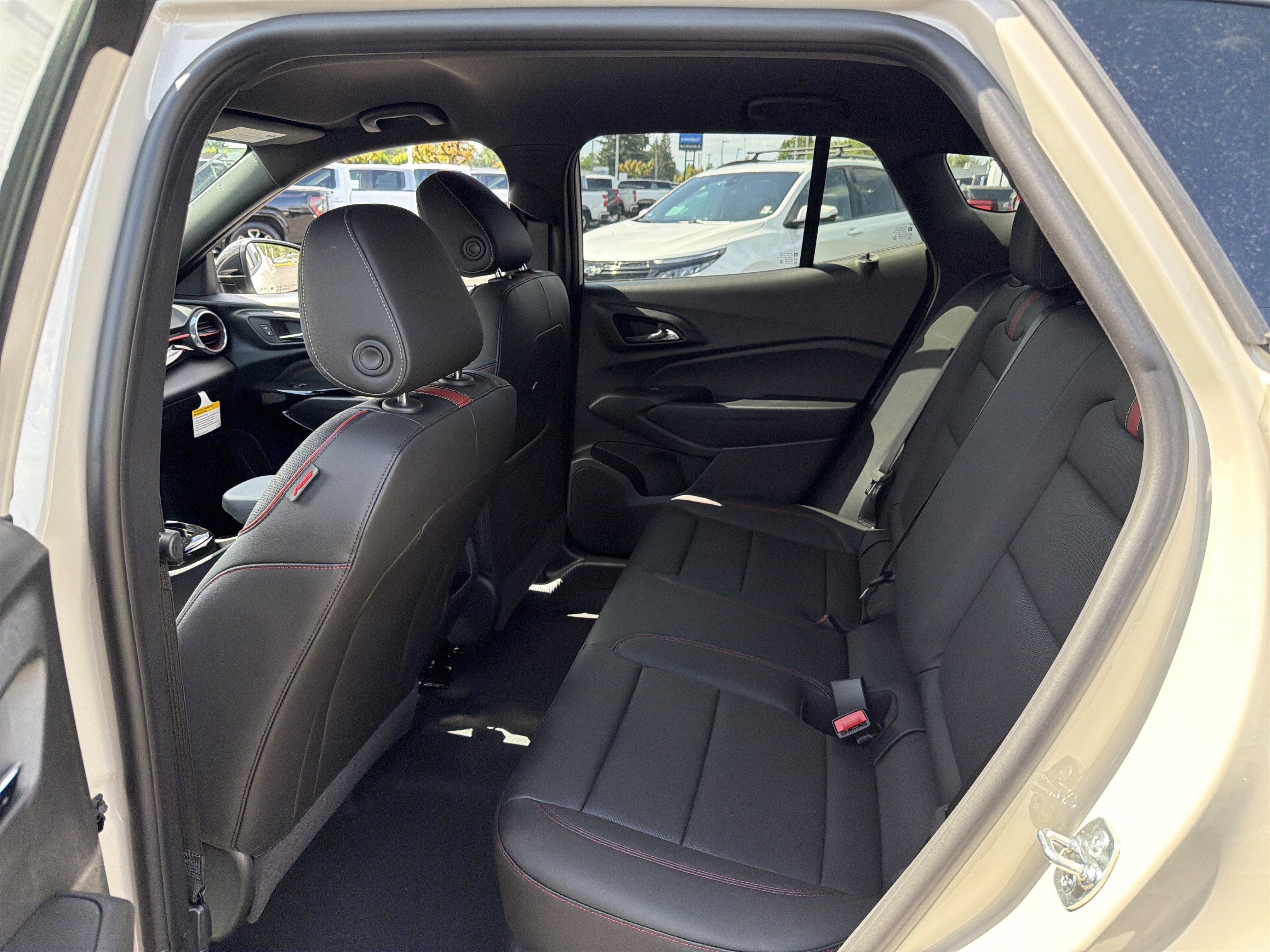 2026 Chevrolet Trax RS - Photo 11