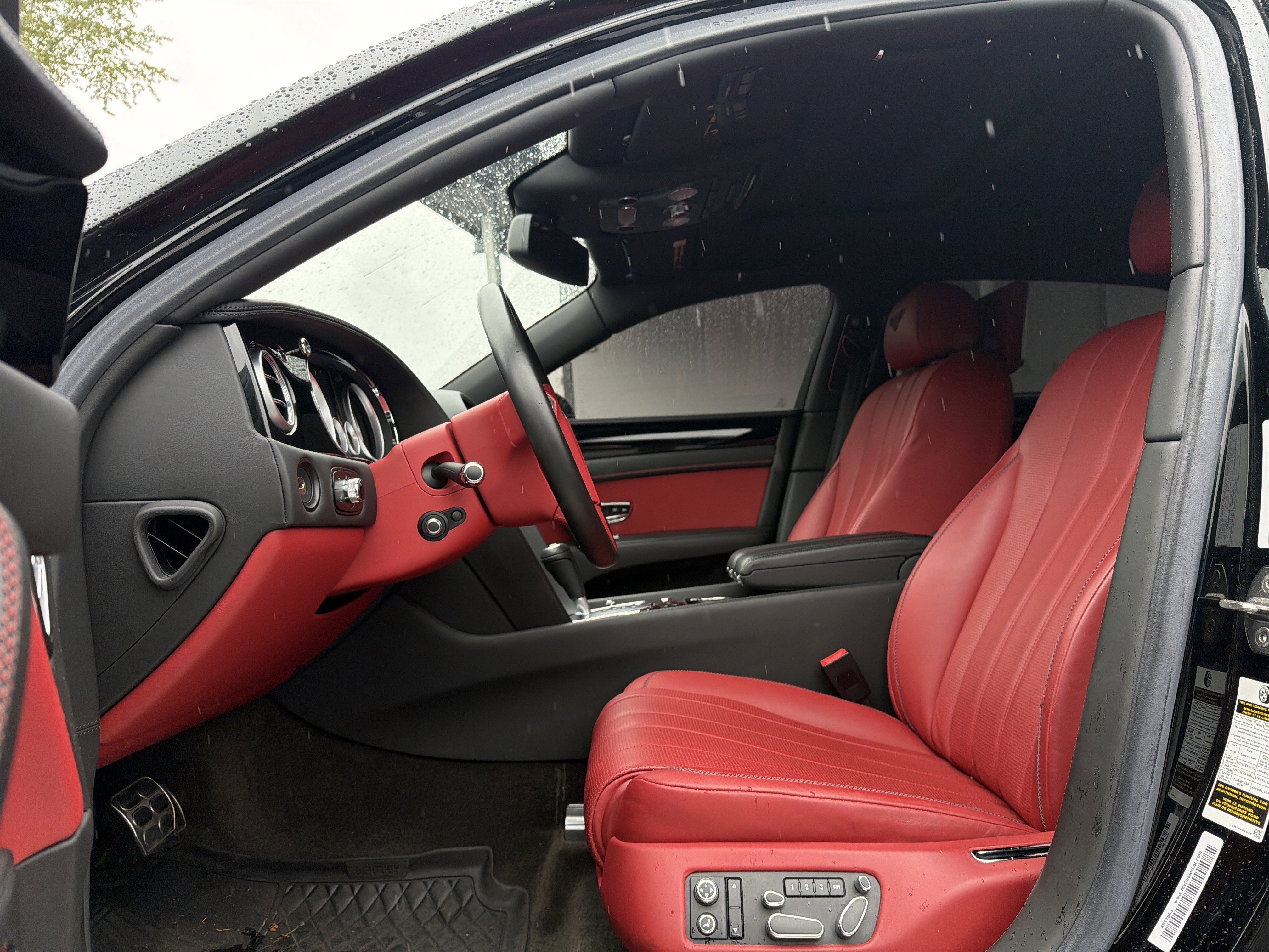 2014 Bentley Flying Spur Base
