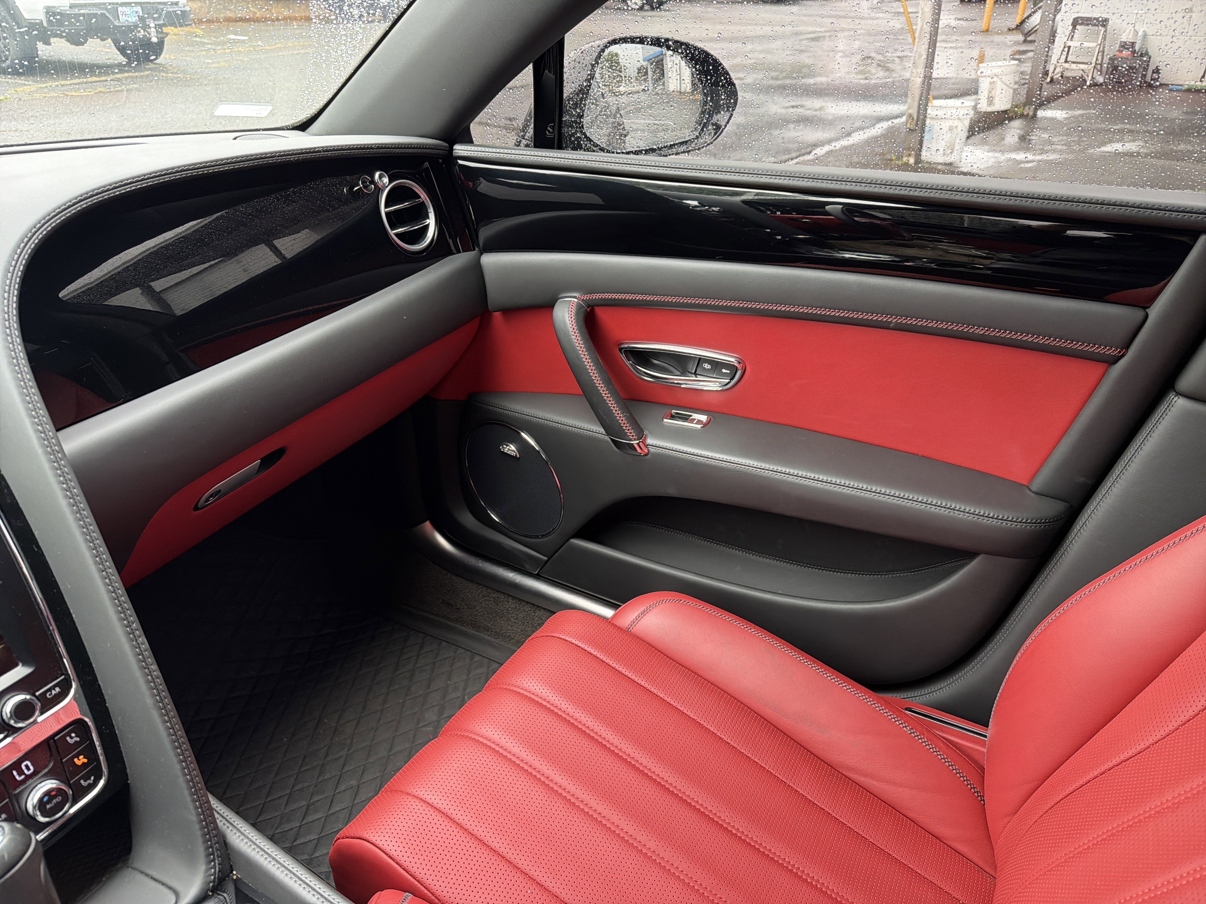 2014 Bentley Flying Spur Base