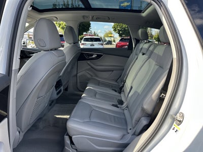 2024 Audi Q7 Premium Plus