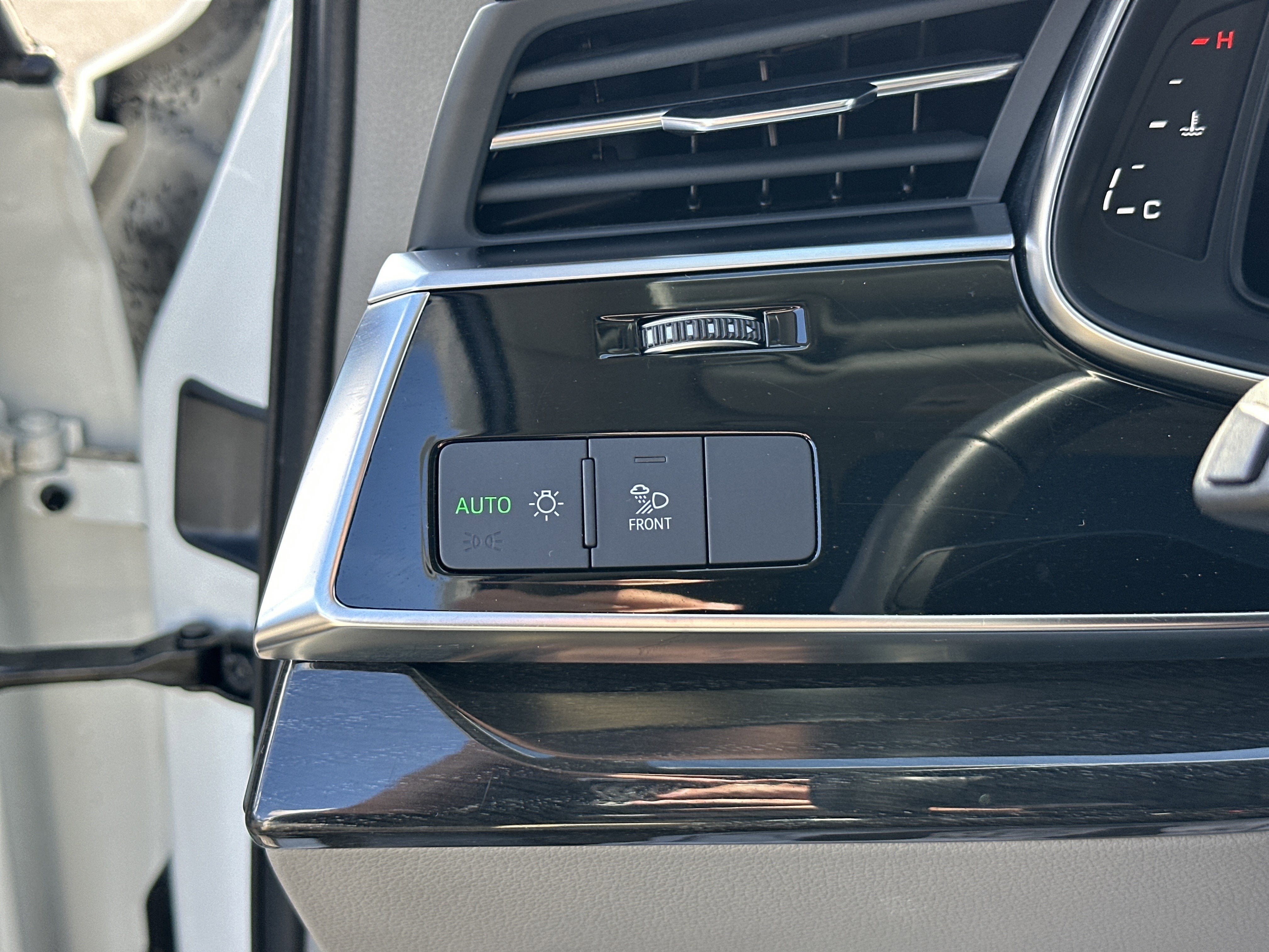 2024 Audi Q7 Premium Plus