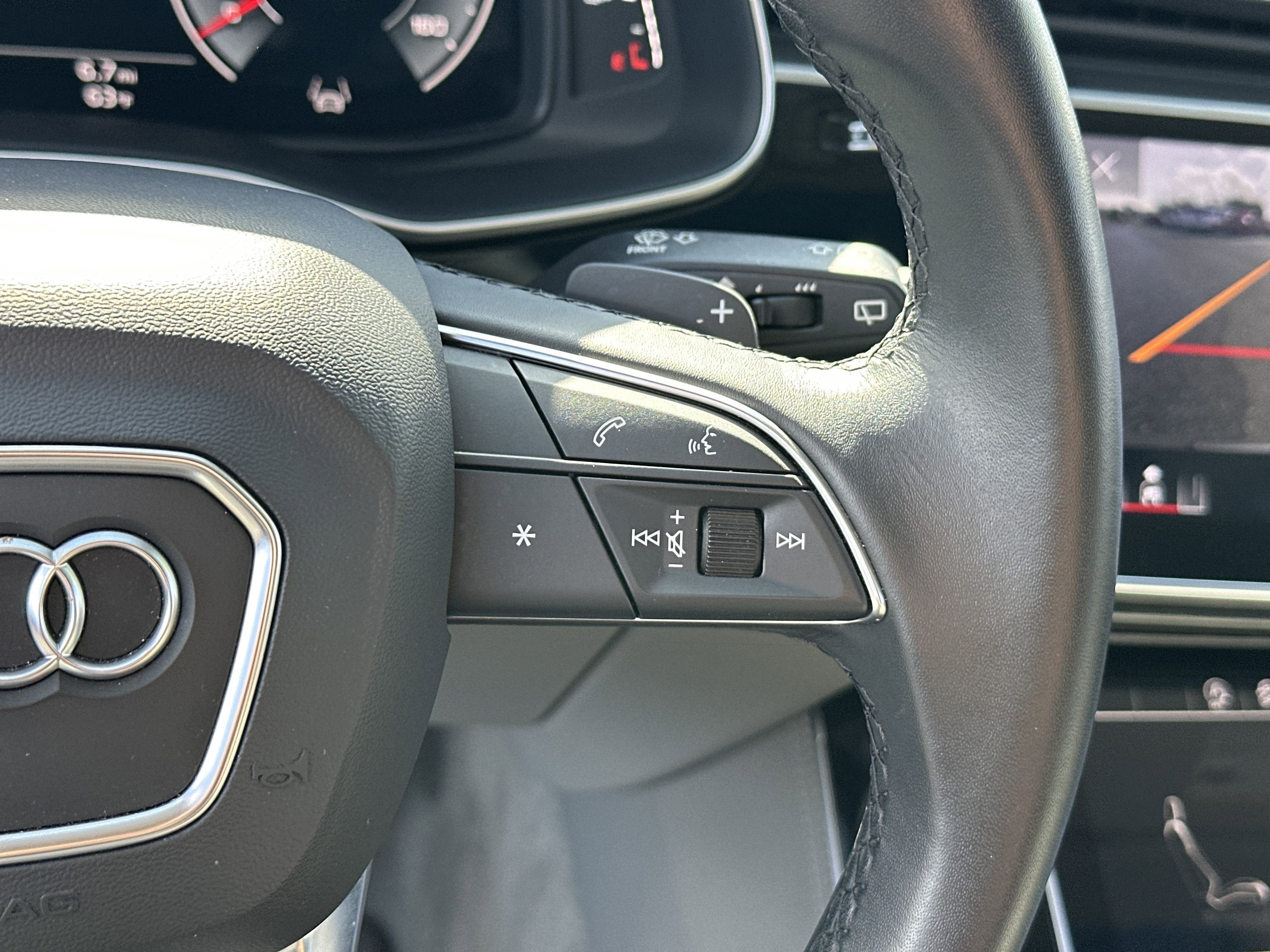 2024 Audi Q7 Premium Plus